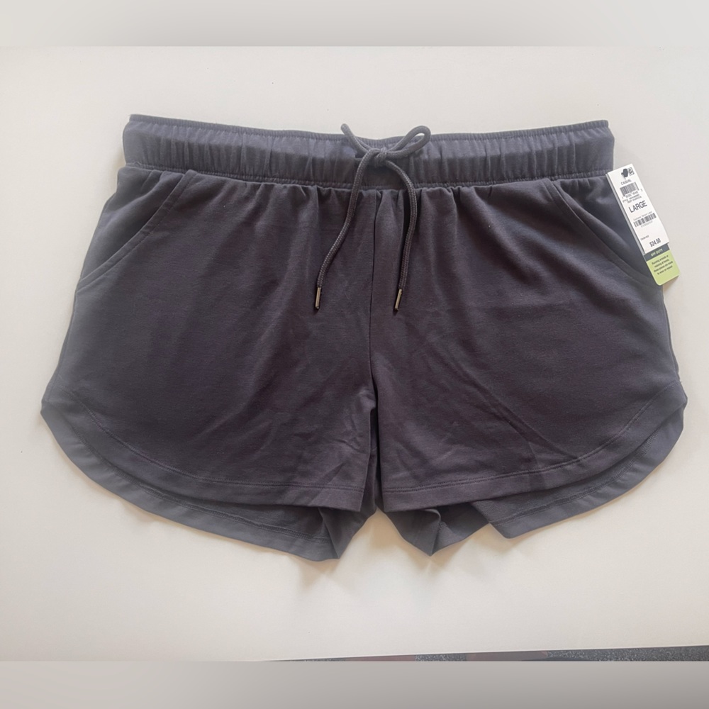 New with tag, Ideology shorts size Large